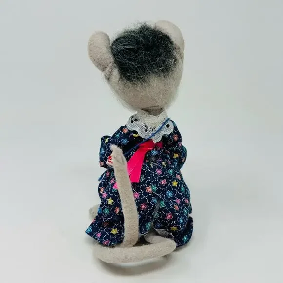 Vintage Annalee Granny Grandma Mouse Doll Plush w/ Glasses Mobilitee Collectible - Picture 4 of 11
